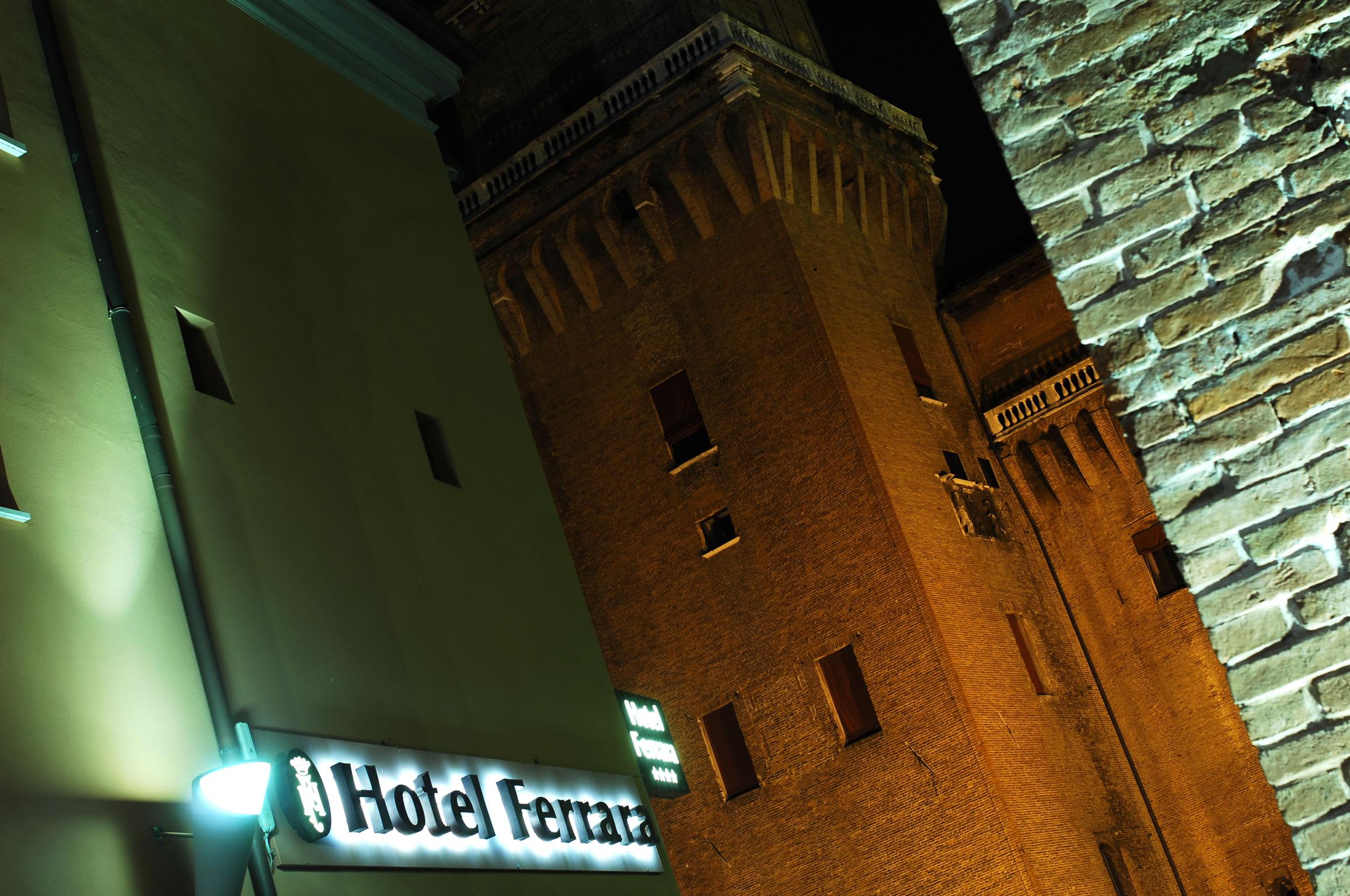 Hotel Ферара Екстериор снимка
